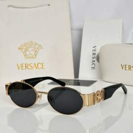 Picture of Versace Sunglasses _SKUfw80477415fw